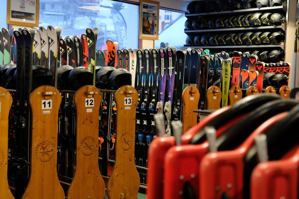 Grange Sport - Magasin de location de skis à Valloire