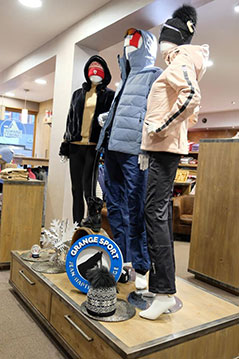 sale of ski jackets in Valloire at Grange Sport